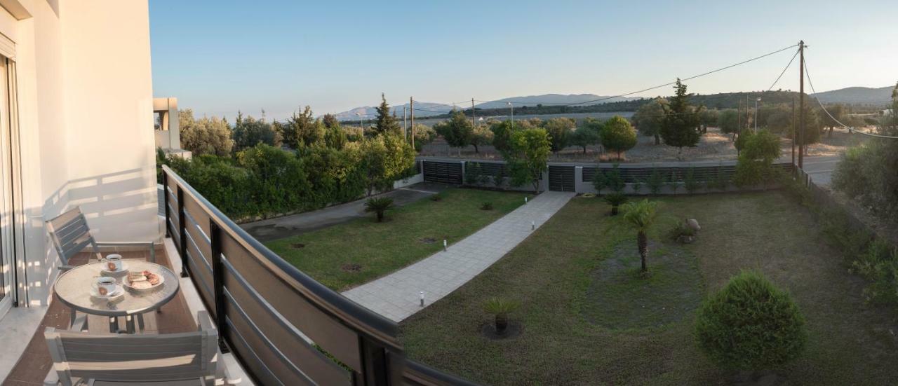 Villa Epavlis ฮารากิ ภายนอก รูปภาพ